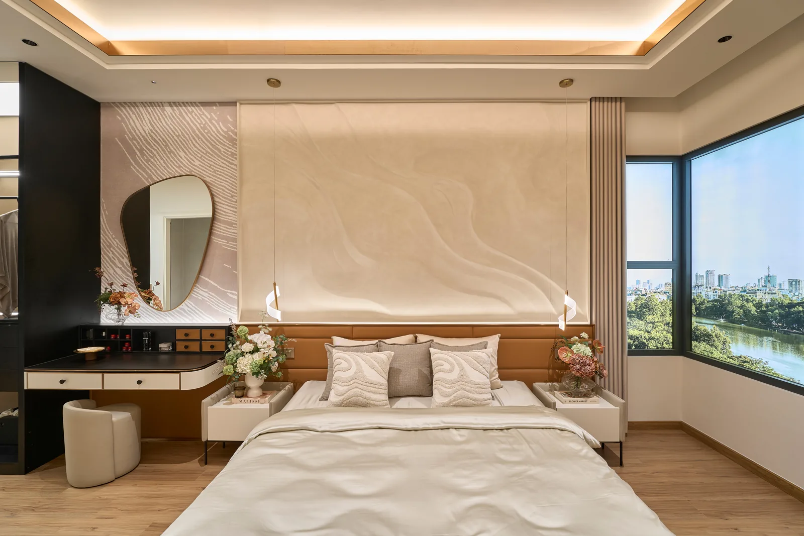 Căn hộ mẫu Monrei Saigon - Phòng ngủ master